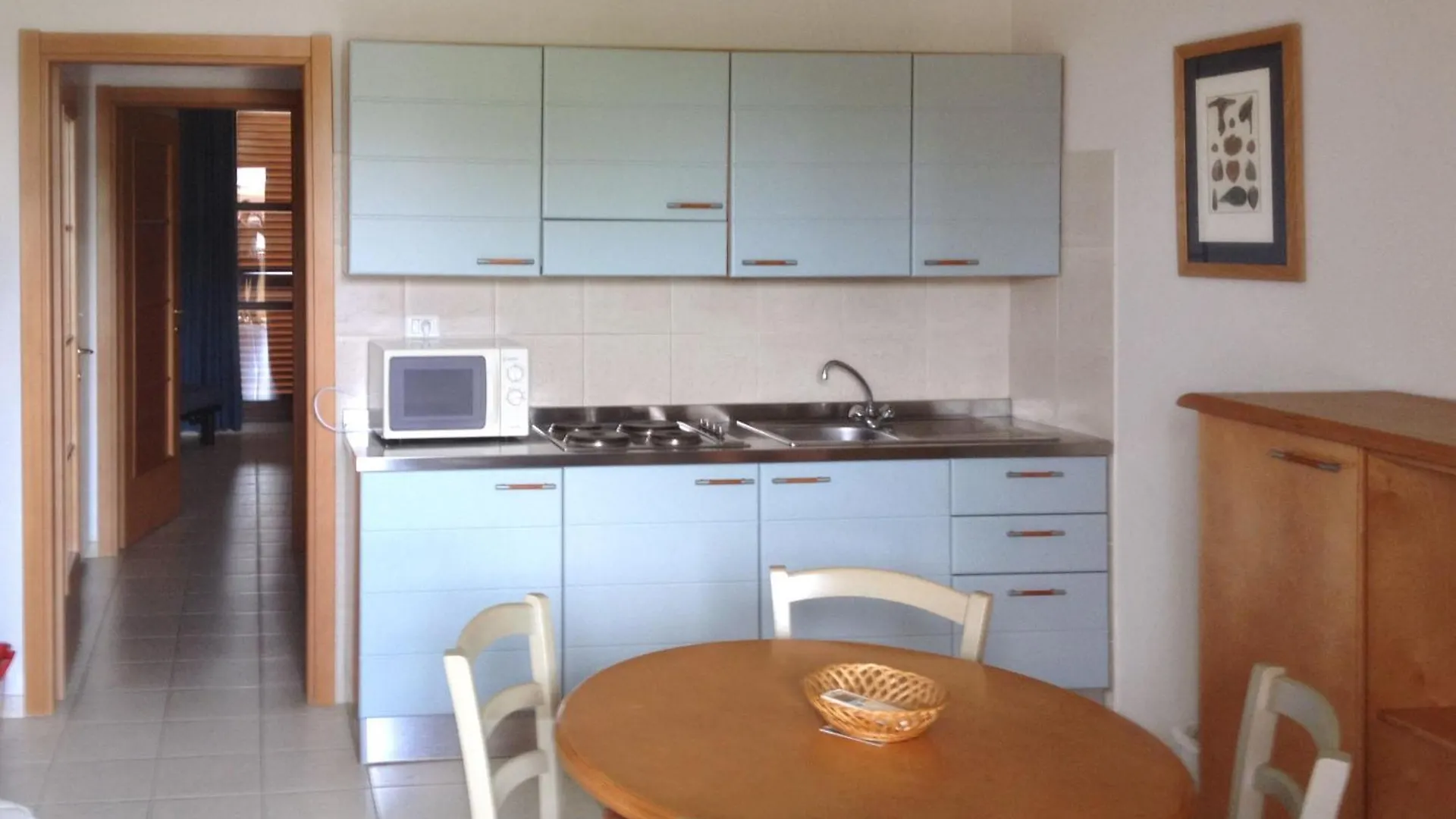 Apartment Cosmopolitan Golf - Tir280 By Interhome تيرّينْيا 0*,  إيطاليا